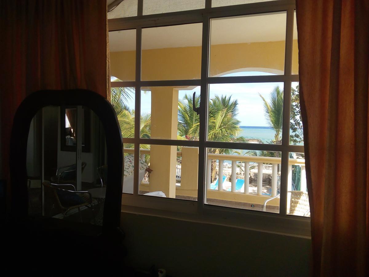 Hotel El Viejo Pirata Boca de Yuma Luaran gambar